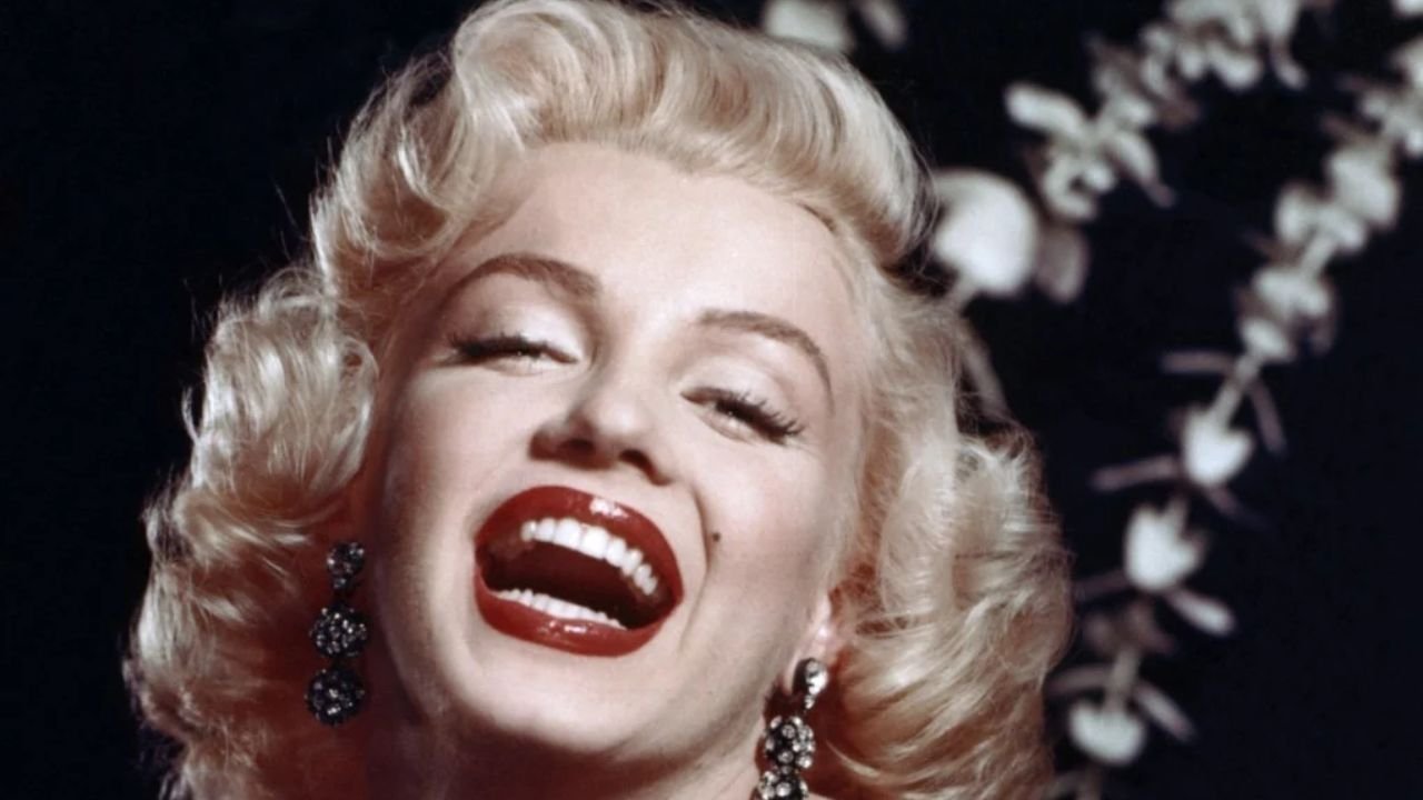 Marilyn Monroe Lipstick Heist
